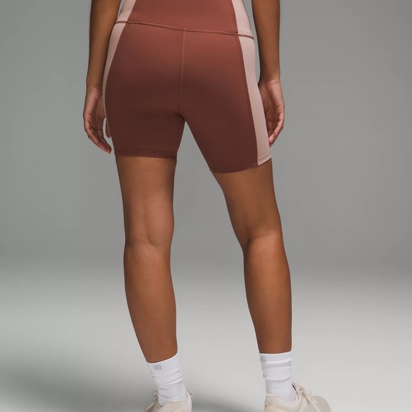 NWT Lululemon Hike to Swim Short 6” - Picture 2 of 4